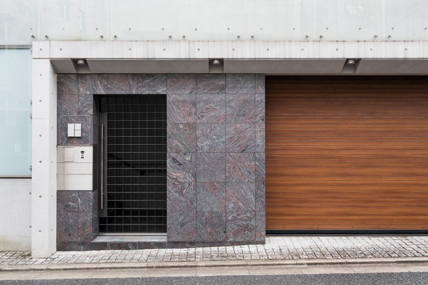 Pose de porte de garage à Annecy